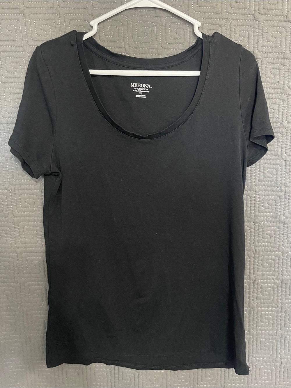 Merona The Ultimate Tee Black Scoop Neck Short Sleeve T-Shirt Pima Cotton XL